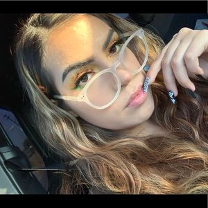 Meet your Posher, Bianca ✨